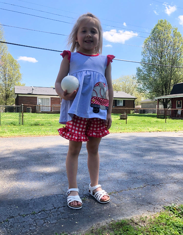 Little girl deals ruffle shorts