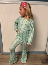 Load image into Gallery viewer, Mint Bow Play Set