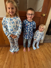 Load image into Gallery viewer, Winter Bows Set